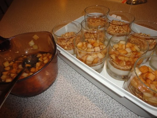 Calvados Apfel in Sekt Creme mit Cantuccini - Rezept - Bild Nr. 8