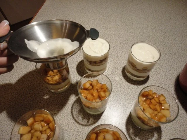 Calvados Apfel in Sekt Creme mit Cantuccini - Rezept - Bild Nr. 9