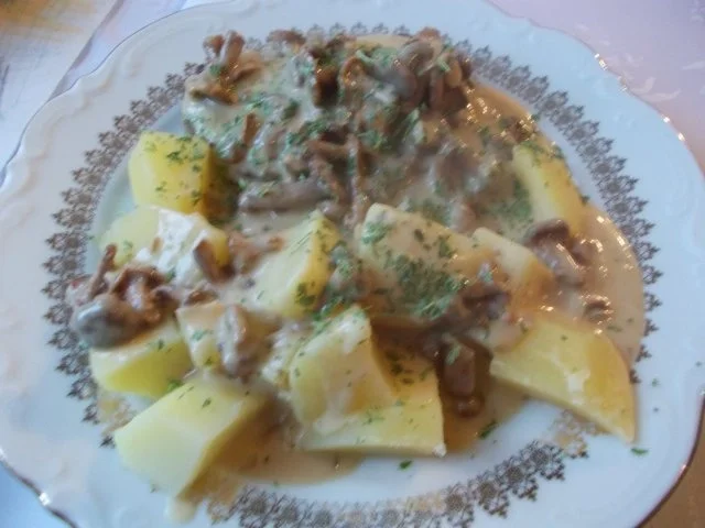 RINDERFILET-STEAK mit SCHALOTTEN-PFIFFERLING-RAHMSAUSE - Rezept - Bild Nr. 6