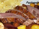 Entenbrust mit Lebkuchen-Pflaumen-Sauce - Rezept
