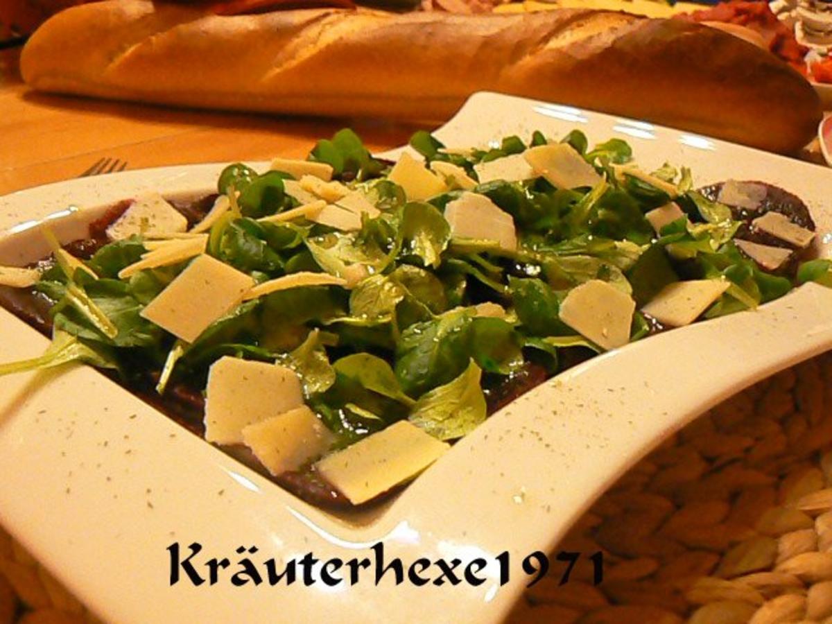 Rote Beete Carpaccio mit Feldsalat und Meerrettichdip Rezepte - kochbar.de