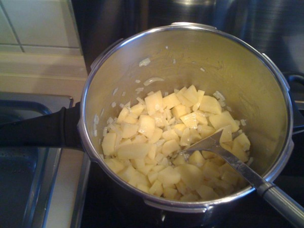 Leo´s Kartoffel-Broccoli-Creme-Suppe - Rezept - Bild Nr. 3