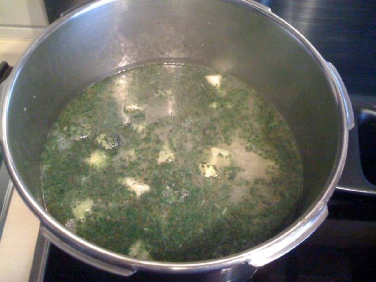 Leo´s Kartoffel-Broccoli-Creme-Suppe - Rezept - Bild Nr. 4