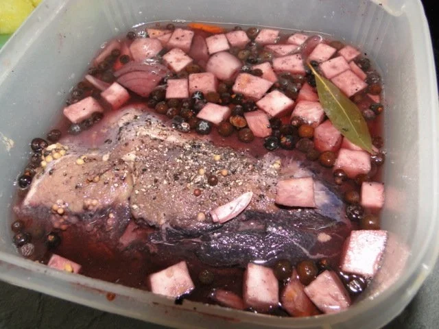 Besoffenes Wildschwein 22 Tage mariniert NT  mit selbstgemachten Schupfnudeln - Rezept - Bild Nr. 2