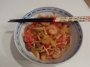 Zum 150igsten:  Schwarzer Tiger in Gemüse und Nudeln - Rezept