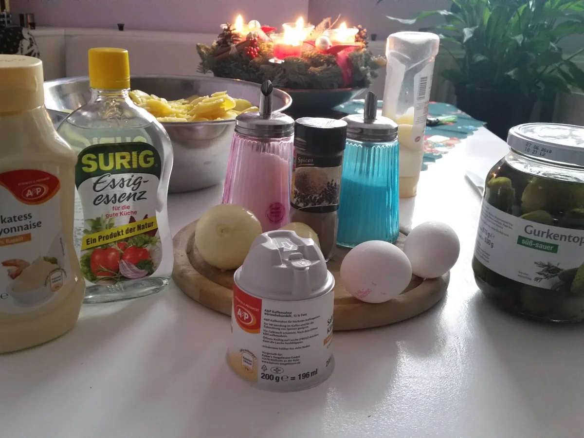 Salate: Kartoffelsalat mit Mayonaise - Rezept - Bild Nr. 1680