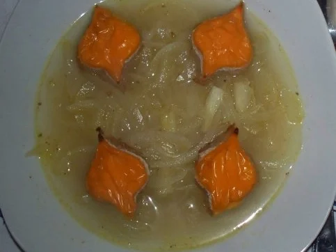 Zwiebelsüppchen - Rezept