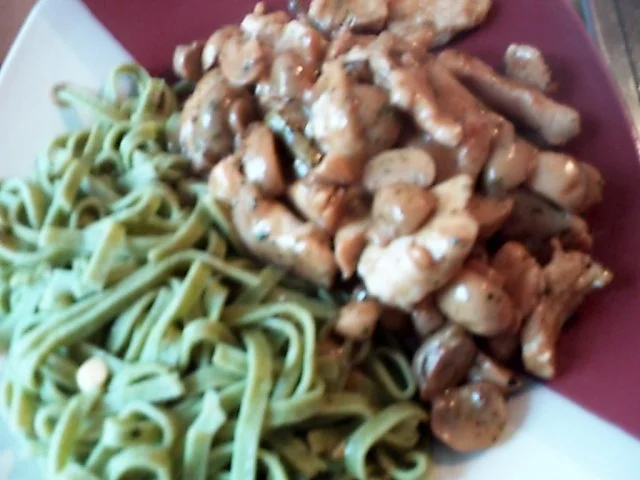 grüne Nudeln mit Geschnetzeltem - Rezept - Bild Nr. 7