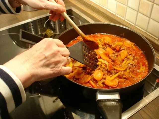 Spaghetti mit Hack-Gemüse-Sauce - Rezept - Bild Nr. 15