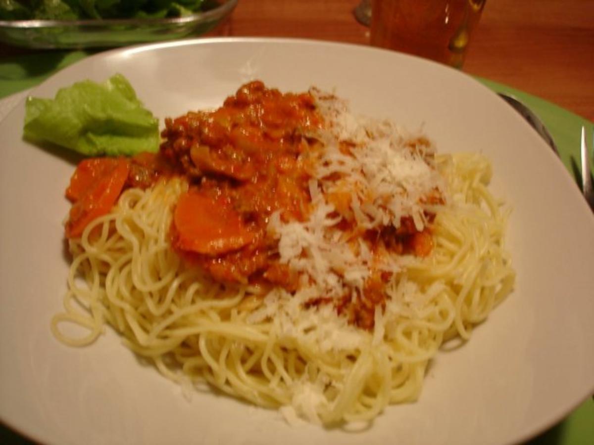Spaghetti mit Hack-Gemüse-Sauce - Rezept