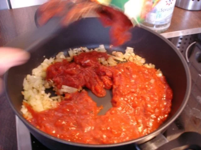 Rezept: Spaghetti mit Hackbällchen Bild Nr. 5 Spaghetti mit Hackbällchen - Rezept - Bild Nr. 5