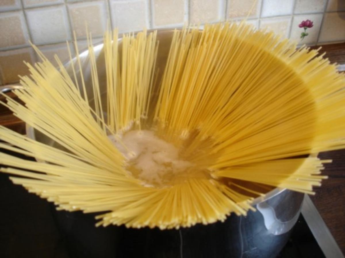 Spaghetti alla carbonara - Rezept - Bild Nr. 7