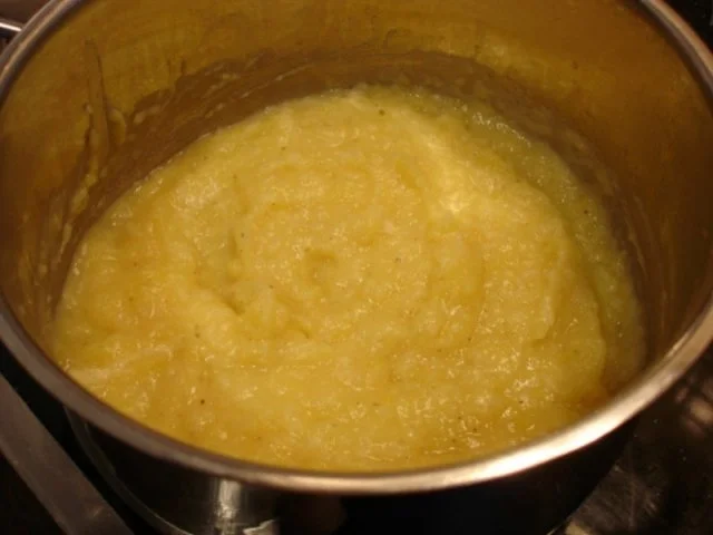 Senfeier mit Sellerie-Kartoffel-Püree - Rezept - Bild Nr. 5