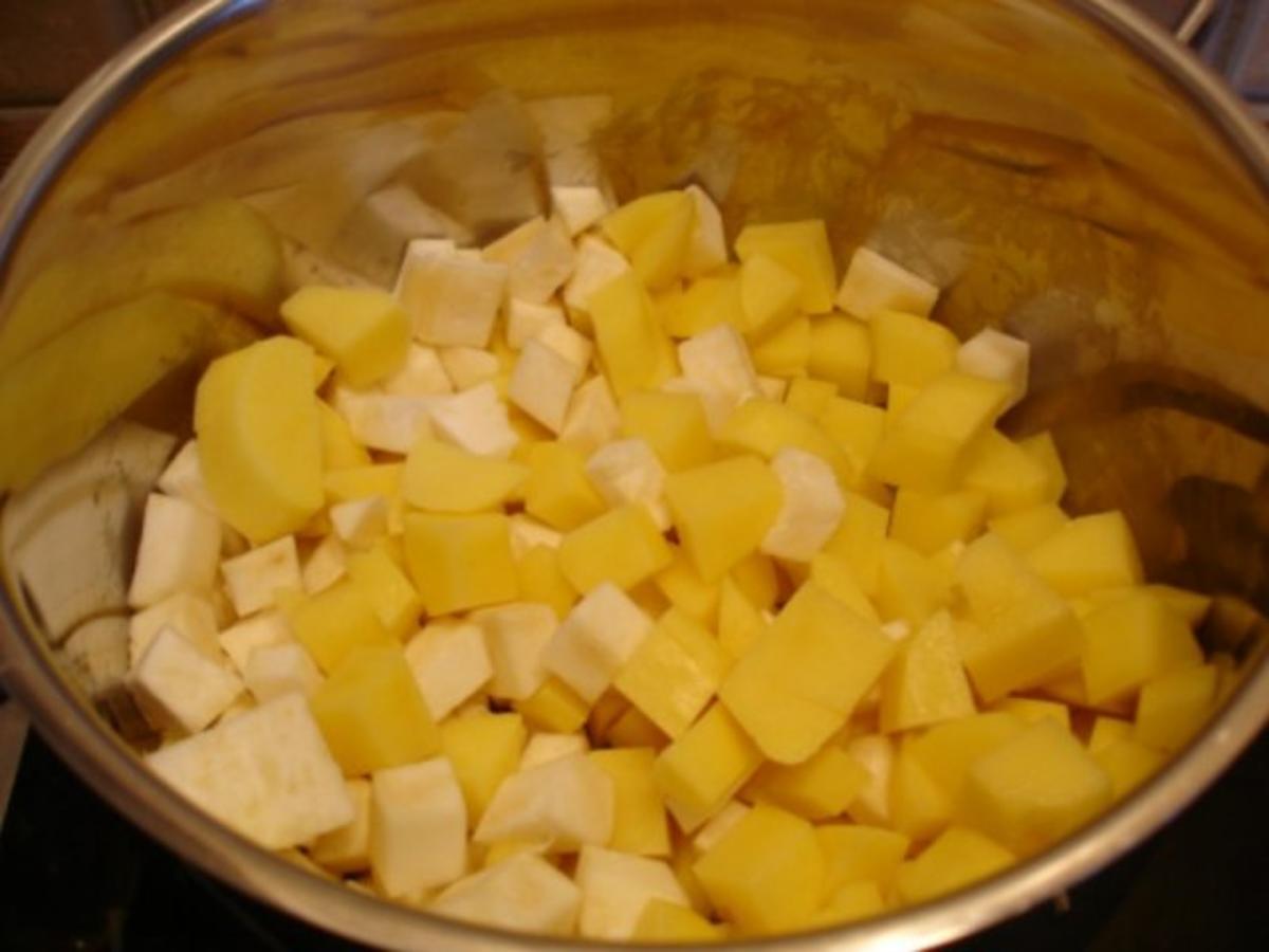 Senfeier mit Sellerie-Kartoffel-Püree - Rezept - Bild Nr. 4