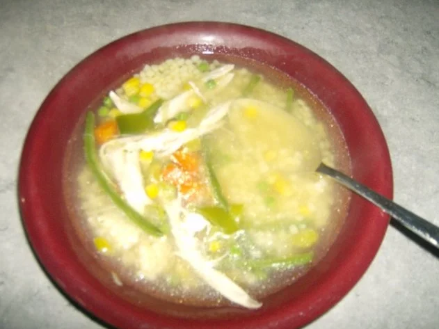 Rezept: Hühnersuppe mit Gemüse Hühnersuppe mit Gemüse - Rezept