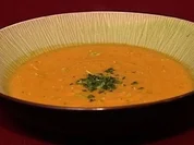 Rezept: Hawaiianische Kokos-Ingwer-Karottensuppe (Judith Hoersch) Hawaiianische Kokos-Ingwer-Karottensuppe (Judith Hoersch) - Rezept