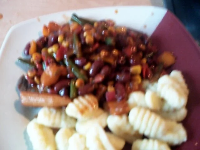 Rezept: Pfeffer-Rindersteak mit Mexikanischem Pfannengemüse und Gnoccis Bild Nr. 11 Pfeffer-Rindersteak mit Mexikanischem Pfannengemüse und Gnoccis - Rezept - Bild Nr. 11