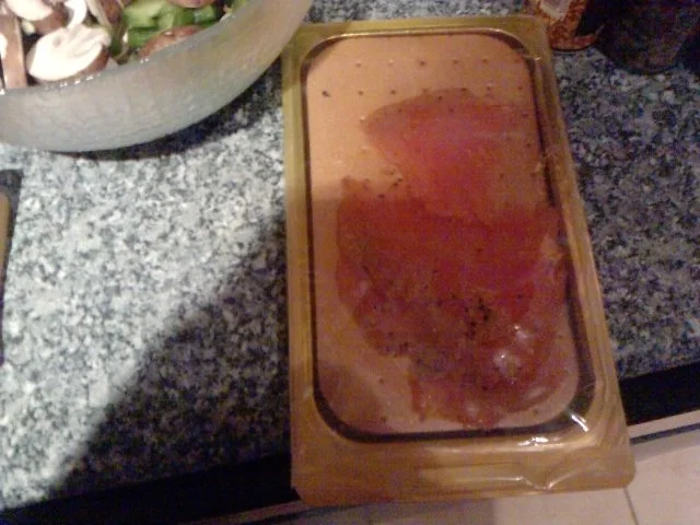 Rezept: Tortilla Salmón y setas y hierbas Bild Nr. 4 Tortilla Salmón y setas y hierbas - Rezept - Bild Nr. 4