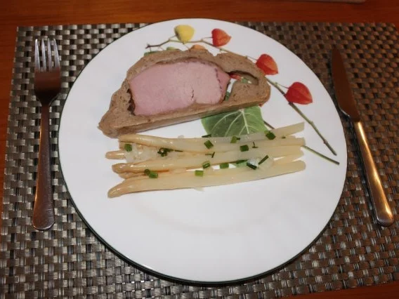Schinken im Brotteig - Rezept