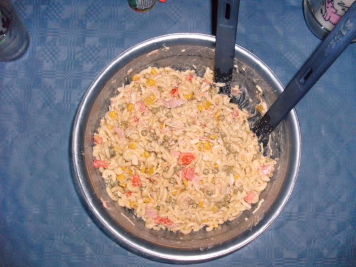 Gabel-Spaghetti-Salat Kunterbunt - Rezept Von Einsendungen bougetgarni