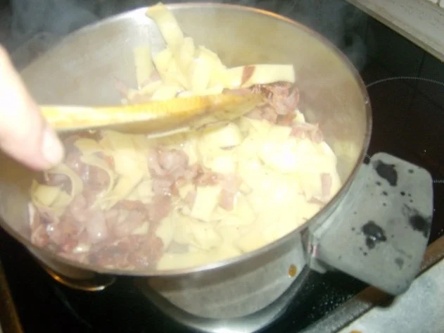 Rezept: Schneggales Notfall Schinkennudeln Bild Nr. 6 Schneggales Notfall Schinkennudeln - Rezept - Bild Nr. 6