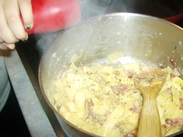 Rezept: Schneggales Notfall Schinkennudeln Bild Nr. 8 Schneggales Notfall Schinkennudeln - Rezept - Bild Nr. 8