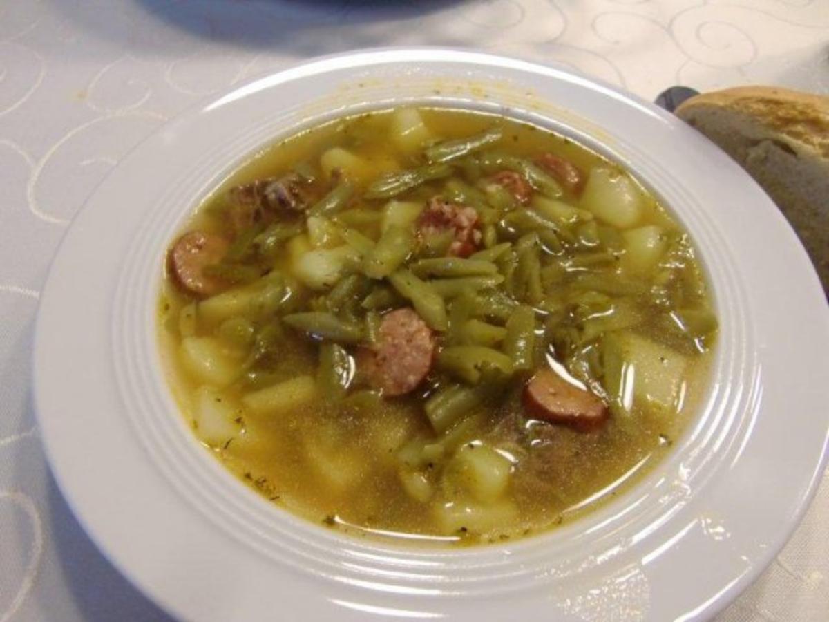Schnibbelbohnen-Suppe - Rezept