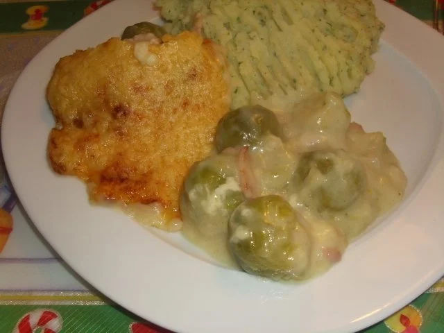 Rosenkohl-Schinken-Auflauf - Rezept