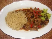 Geflügel : Chinesisches Hähnchenbrustgulasch - Rezept