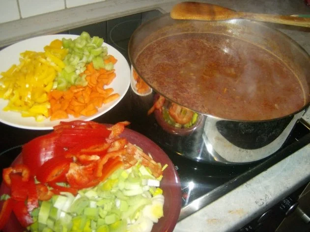 Rezept: Gulaschsuppe Bild Nr. 7 Gulaschsuppe - Rezept - Bild Nr. 7