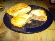 gefüllte Blätterteigtaschen - Rezept