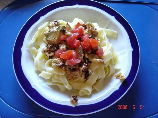 Pasta-Sauce mit Nudeln - Rezept