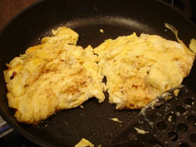 Rezept: Rührei mit Champignons auf Toast Bild Nr. 9 Rührei mit Champignons auf Toast - Rezept - Bild Nr. 9