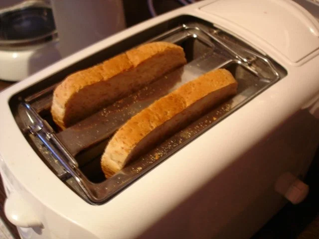 Rezept: Rührei mit Champignons auf Toast Bild Nr. 10 Rührei mit Champignons auf Toast - Rezept - Bild Nr. 10