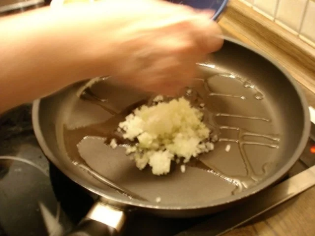 Rührei mit Champignons und Schinkenwürfel - Rezept - Bild Nr. 3