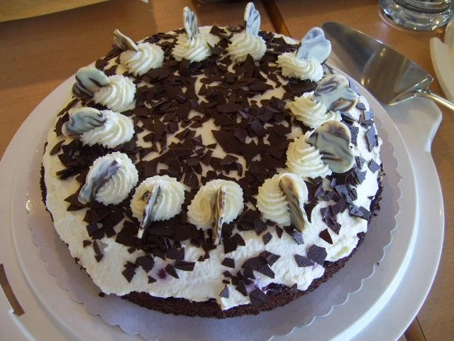 Einfache Schwarzwälder Kirsch-Torte - Rezept