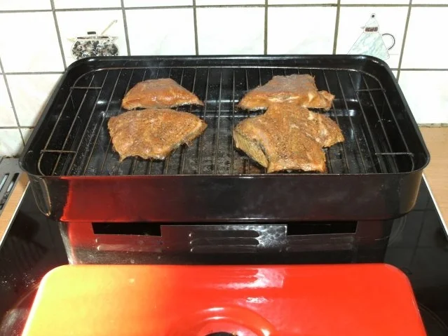 Rezept: Räuchern: Karpfen räuchern, V1 Bild Nr. 7 Räuchern: Karpfen räuchern, V1 - Rezept - Bild Nr. 7