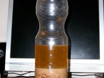 Rezept: Schoko-Nuß-Likör Bild Nr. 2 Schoko-Nuß-Likör - Rezept - Bild Nr. 2