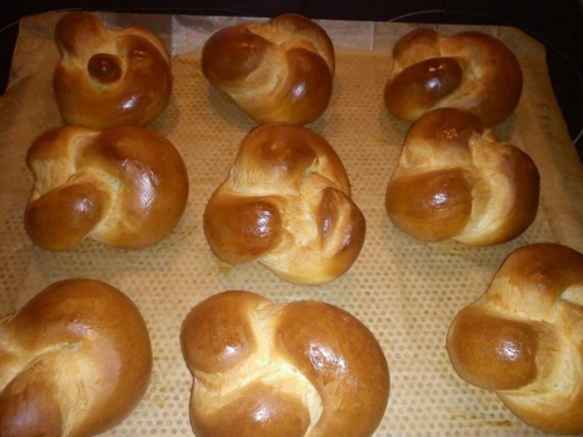 Milchbrötchen - Rezept mit Bild - kochbar.de