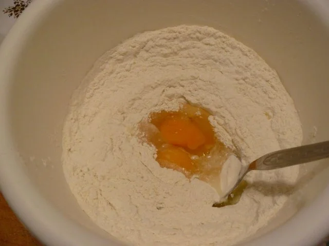 Hefeteig für Pizza und Zwiebelkuchen - Rezept - Bild Nr. 6