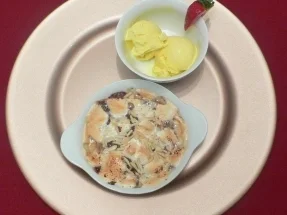 Bananen-Schokoladenauflauf gratiniert mit Mandeln und Marshmallows - Rezept