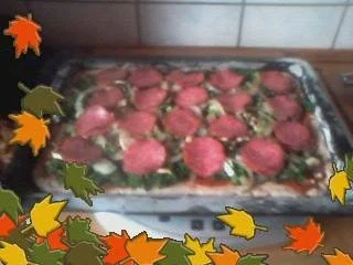 Rezept: Darf es heute mal Pizza anders sein oder Grünkohlpizza a`la Jörg die Dritte Bild Nr. 5 Darf es heute mal Pizza anders sein oder Grünkohlpizza a`la Jörg die Dritte - Rezept - Bild Nr. 5