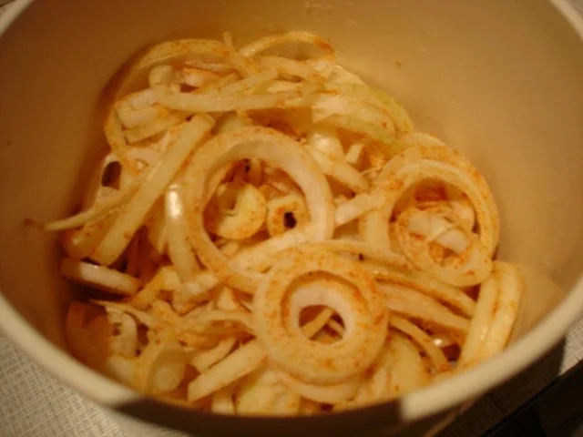 Rinderfilet mit braunen Champignons und Zwiebelringen - Rezept - Bild Nr. 7