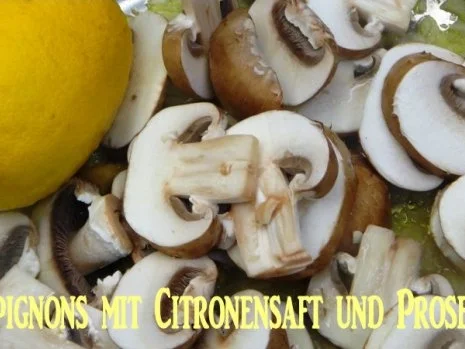 Rezept: Hühnerbrust-Filets auf Champignon-Limone-Cognac-Sahne und Spinat Bild Nr. 6 Hühnerbrust-Filets auf Champignon-Limone-Cognac-Sahne und Spinat - Rezept - Bild Nr. 6