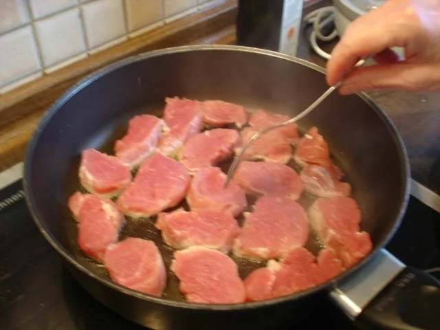 Rezept: Schweinefilet in Kräutersauce Bild Nr. 7 Schweinefilet in Kräutersauce - Rezept - Bild Nr. 7