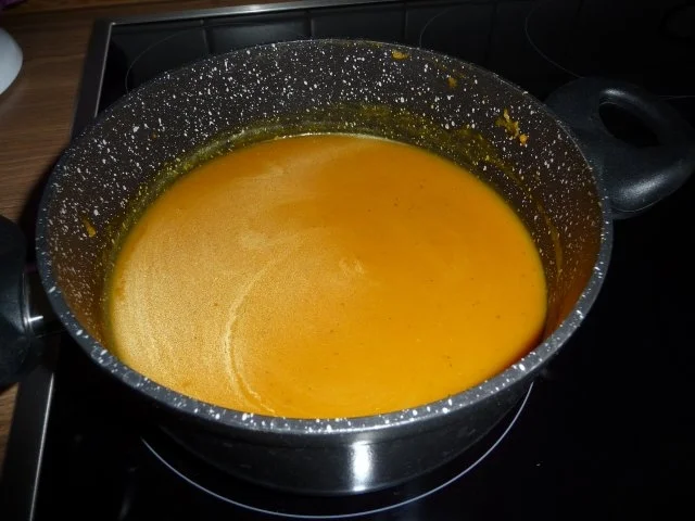 Mein Neujahrsessn - Vorspeise : Kürbissuppe mit Dattel im Speckmantel - Rezept - Bild Nr. 7