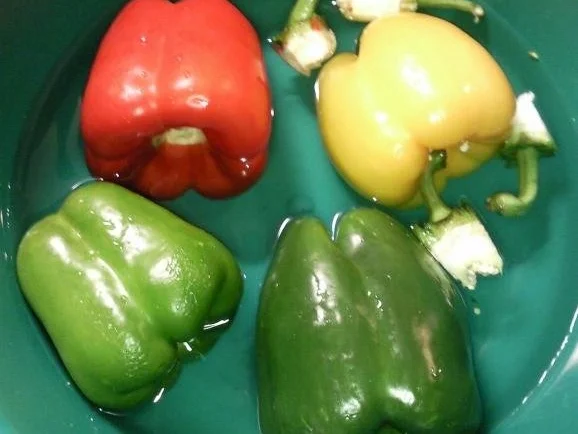 Paprikaschoten gefüllt mit Mett und Pilzen - Rezept - Bild Nr. 6