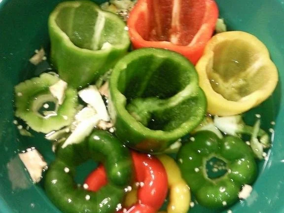 Paprikaschoten gefüllt mit Mett und Pilzen - Rezept - Bild Nr. 8