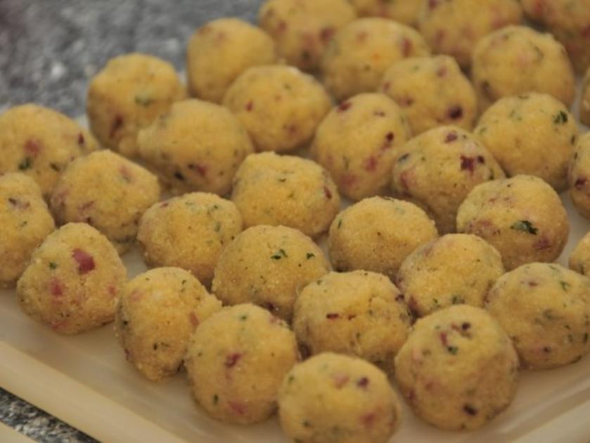 Gries Speck Knödel Suppe - einfach - von tonka