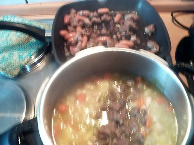 Gemüse-Kartoffeleintopf mit Mett und Würstel - Rezept - Bild Nr. 7